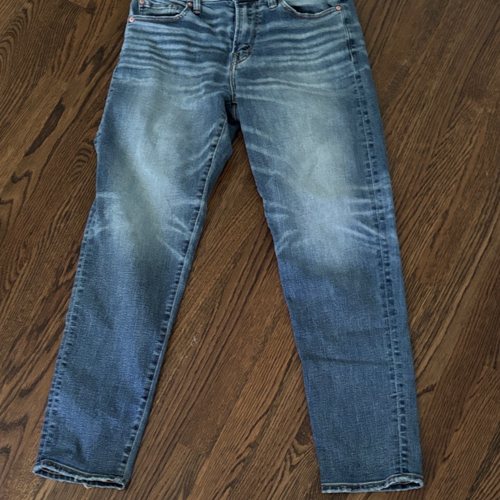 American Eagle Outfitters Light-Mid Blue Slim Straight Jeans